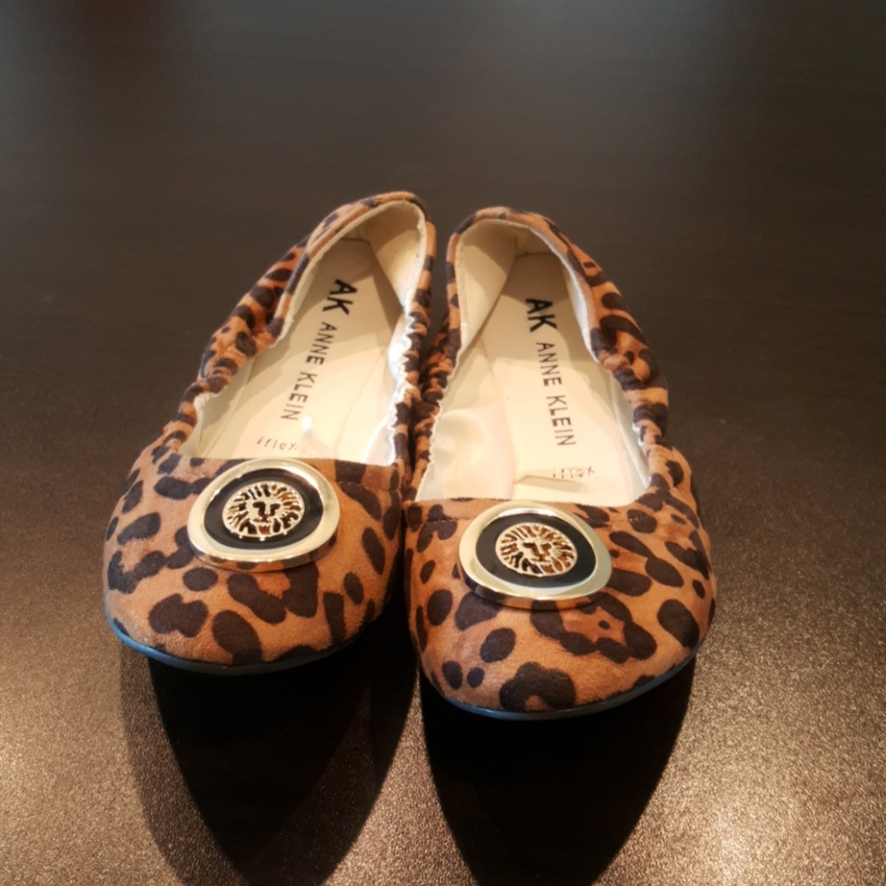 Anne Klein Leopard Flats